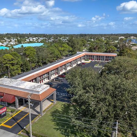 Red Roof Inn Ft Pierce Fort Pierce Exterior photo