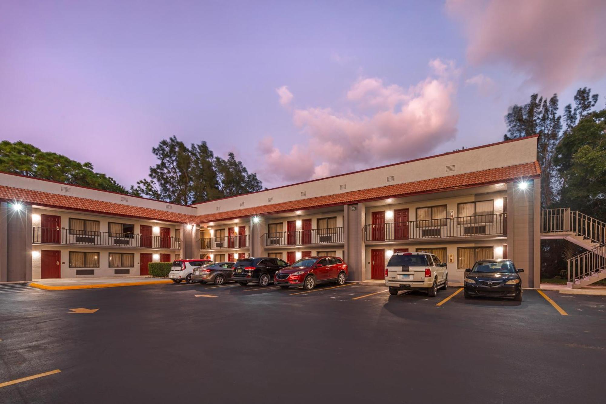 Red Roof Inn Ft Pierce Fort Pierce Exterior photo